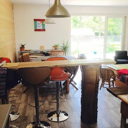 Bed & Breakfast Surf House