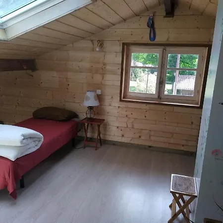 Bed & Breakfast Surf House *