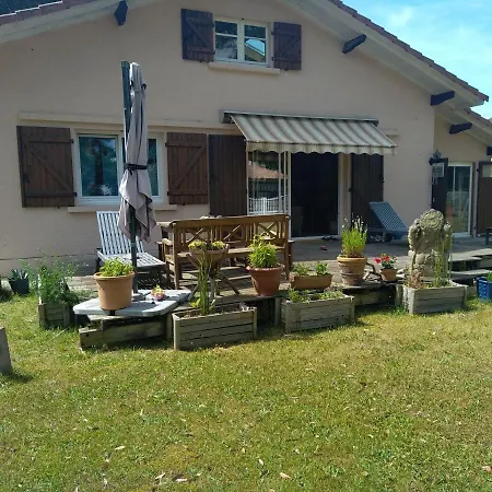 Surf House Bed & Breakfast